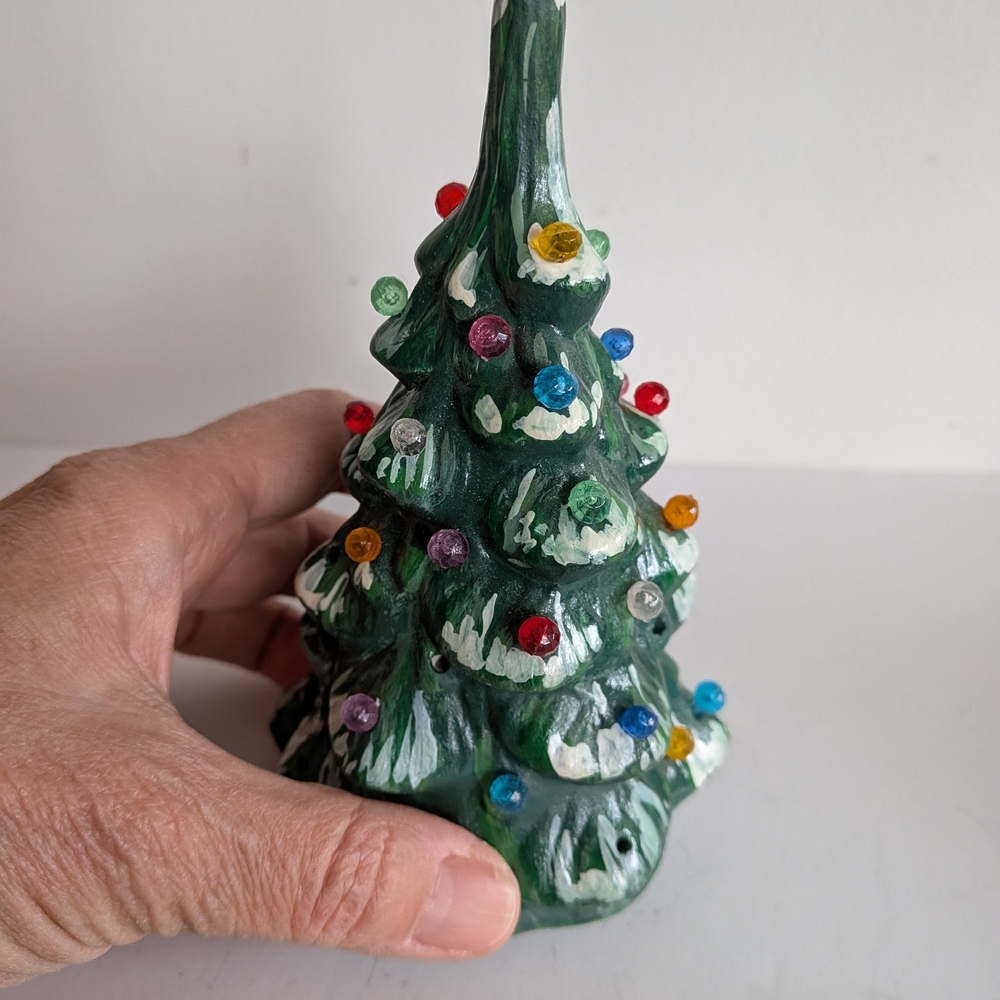 Ceramic Christmas Light Up Tree W/ Pin Lights Frosted  5.5" Festive READ
